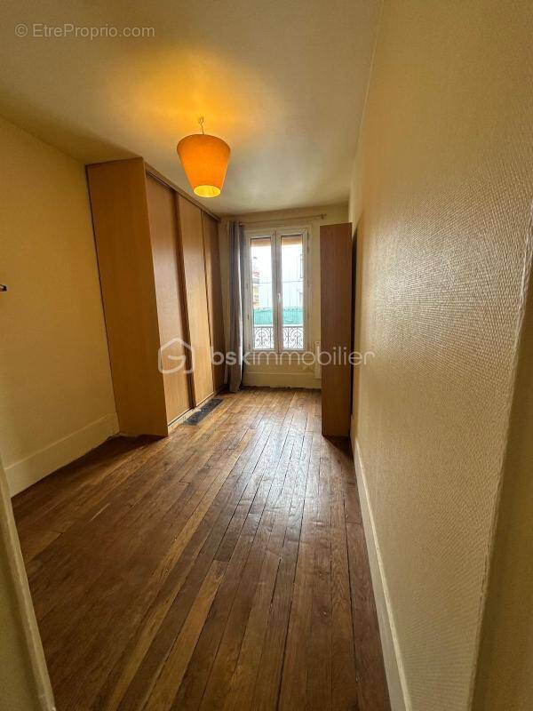 Appartement à PARIS-20E