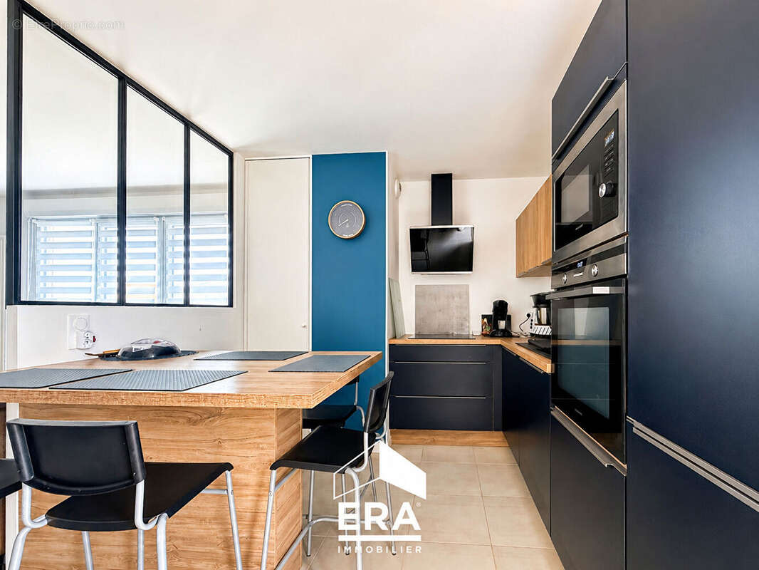 Appartement à PAREMPUYRE