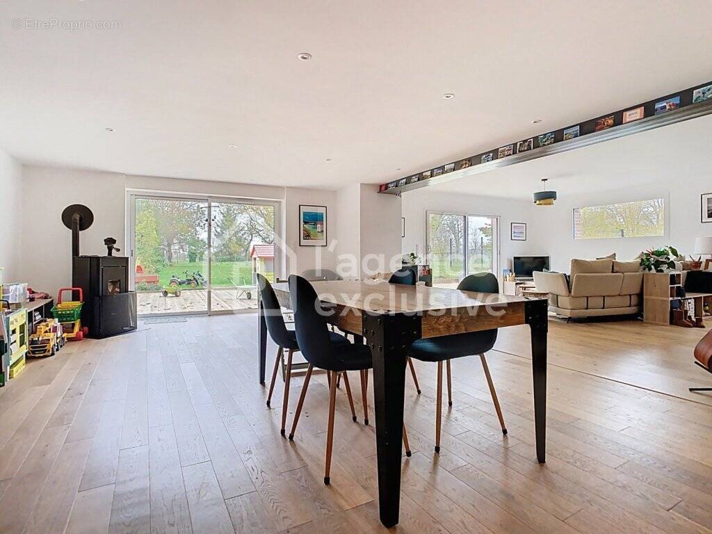 Maison à MONS-EN-PEVELE