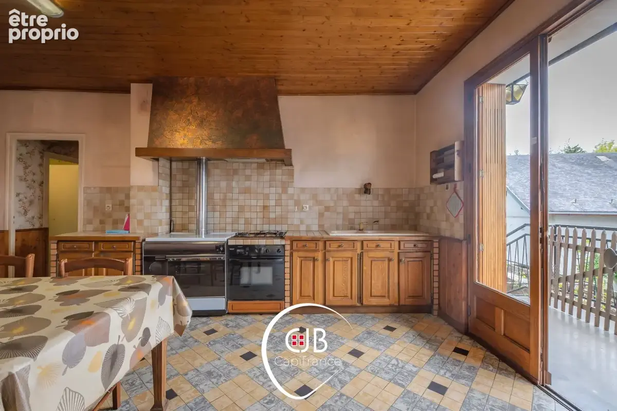 Cruet – Maison de vigneron 105 m² avec 135 m² de dépendances - photo 9