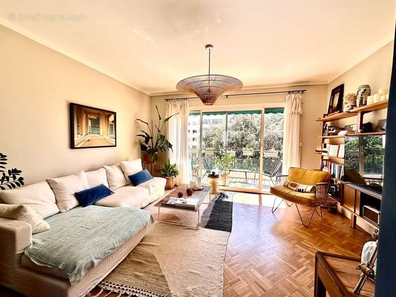 Marseille 8ème – Carré d’Or  Bagatelle, T3 de 82m2 avec Terrasse et cave - photo 2