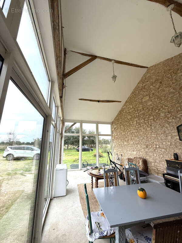 Maison à SAINT-MAURICE-LA-CLOUERE