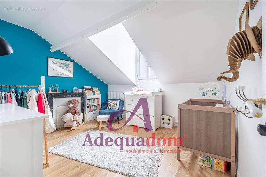 Appartement à BOIS-COLOMBES