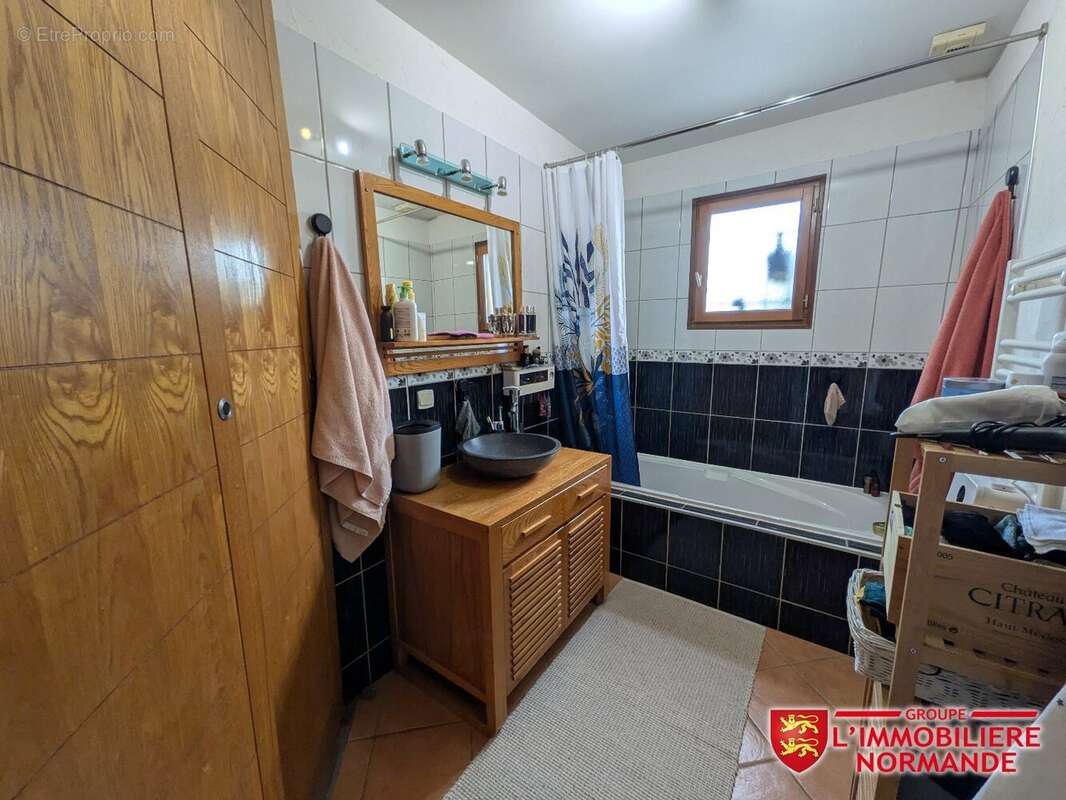 Maison à LIMETZ-VILLEZ