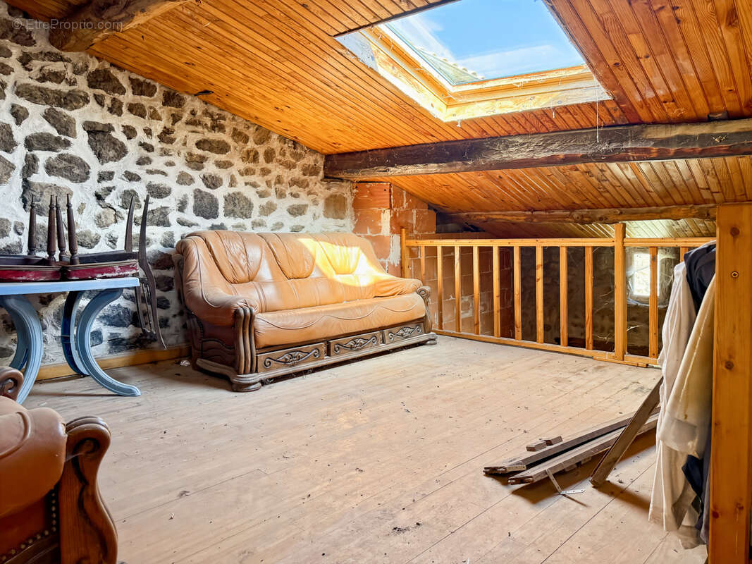 Maison à CHAZEAUX