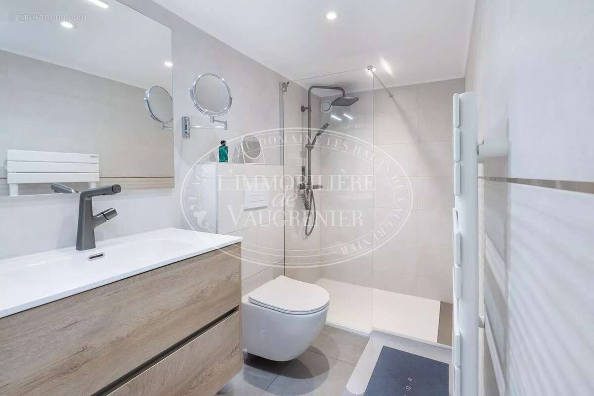 Vente hauts de vaugrenier villa 5 pièces 1 690 000.-€ - photo 8