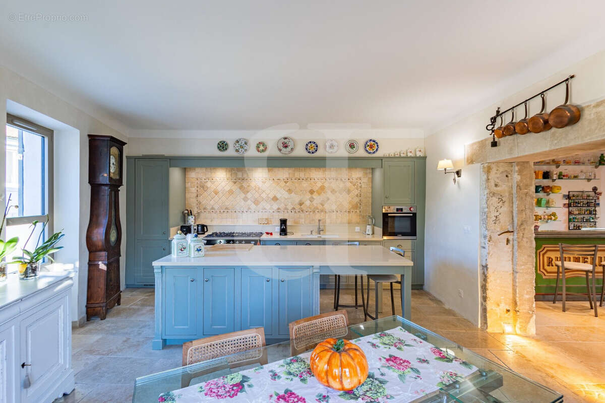 Maison à SAINT-REMY-DE-PROVENCE