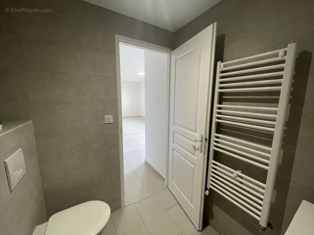 Appartement à LA TOUR-DU-PIN