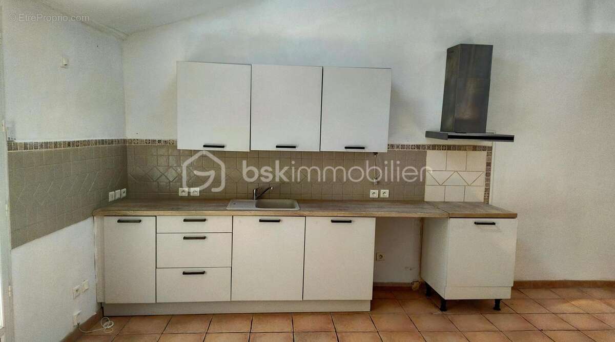 Appartement à SAINT-ETIENNE-LES-ORGUES