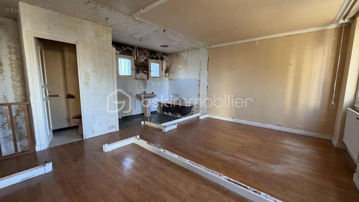 Maison à ROMANS-SUR-ISERE