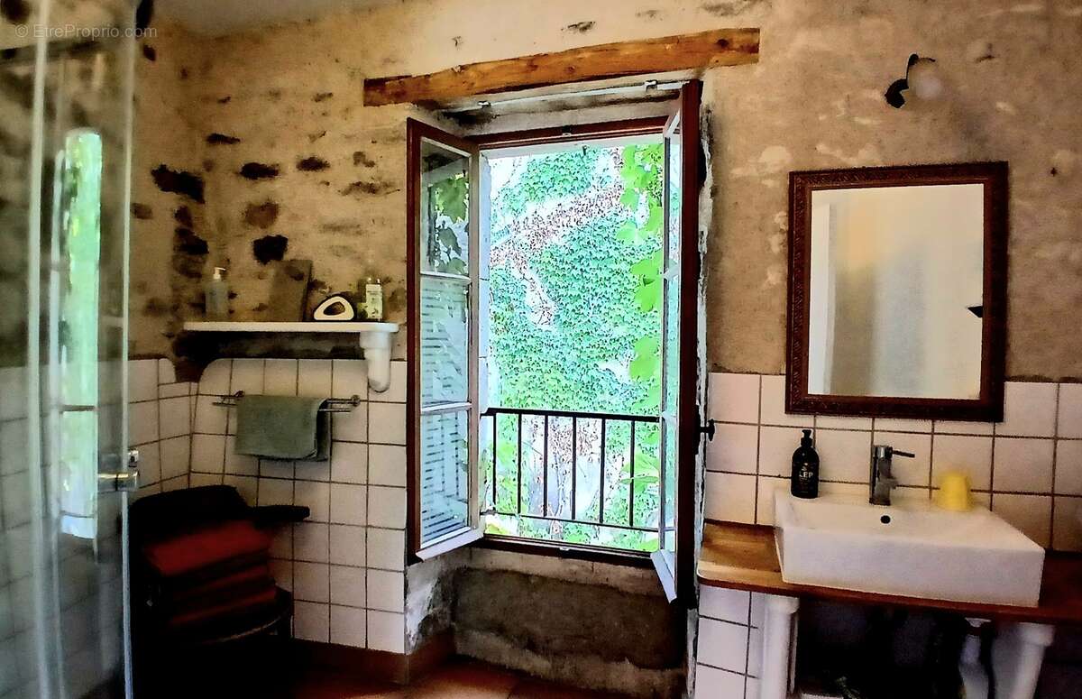Charmante maison en pierres, pleine de caractère. - photo 20