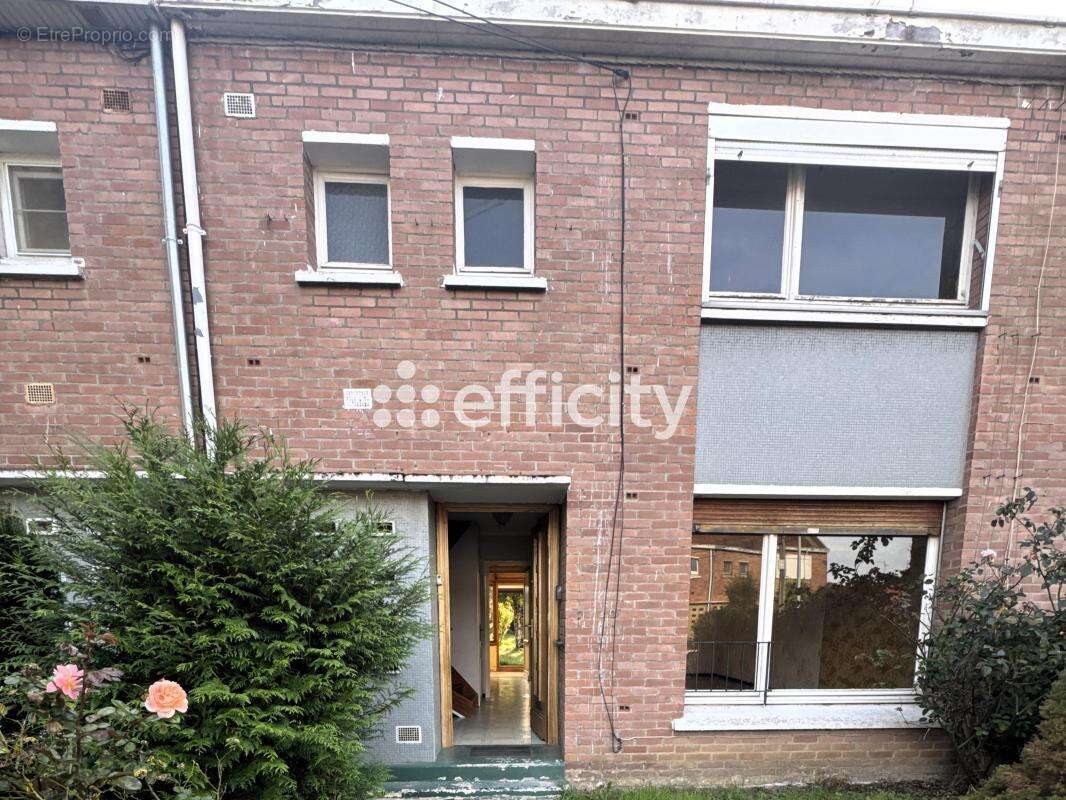 Maison à FACHES-THUMESNIL