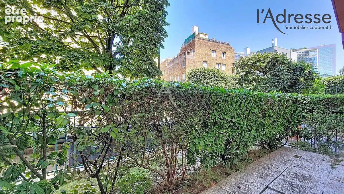 PUTEAUX/ Proche la Défense - Appartement 3 pièces de 70m² avec 2 Terrasses, Cave et Parking - photo 8