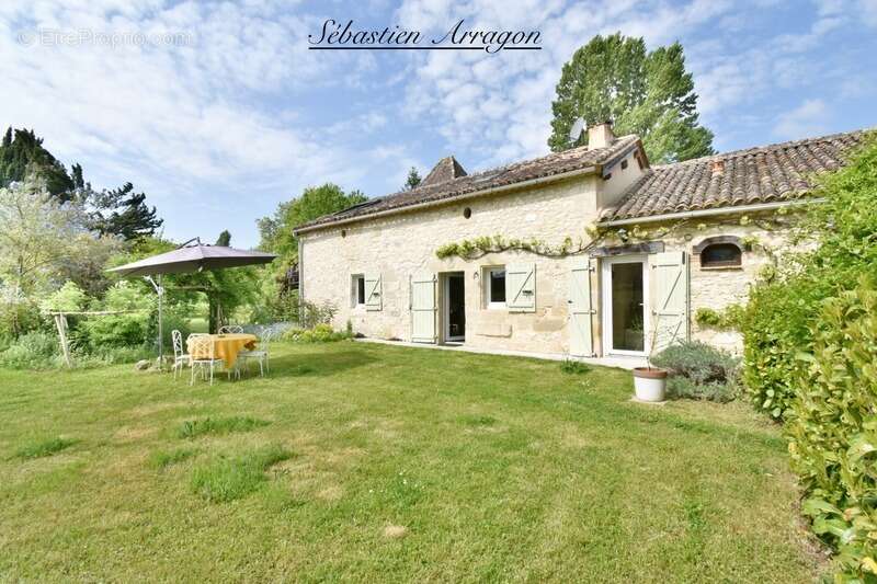 Maison de caractère à vendre 5 pièces  (47) - photo 3