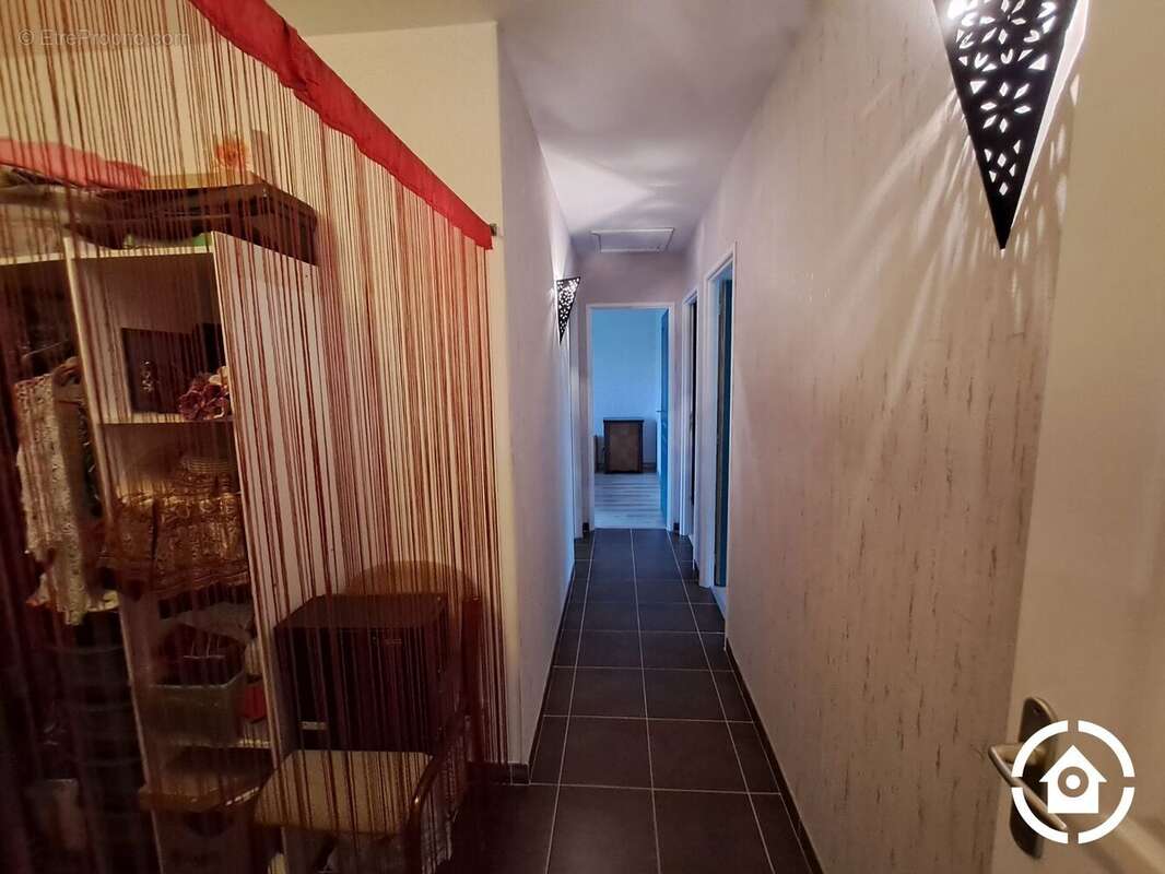 Maison à SAINTE-SEVERE