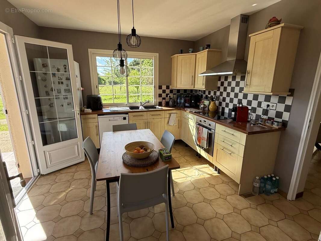 Maison à SAINTE-CHRISTIE-D'ARMAGNAC
