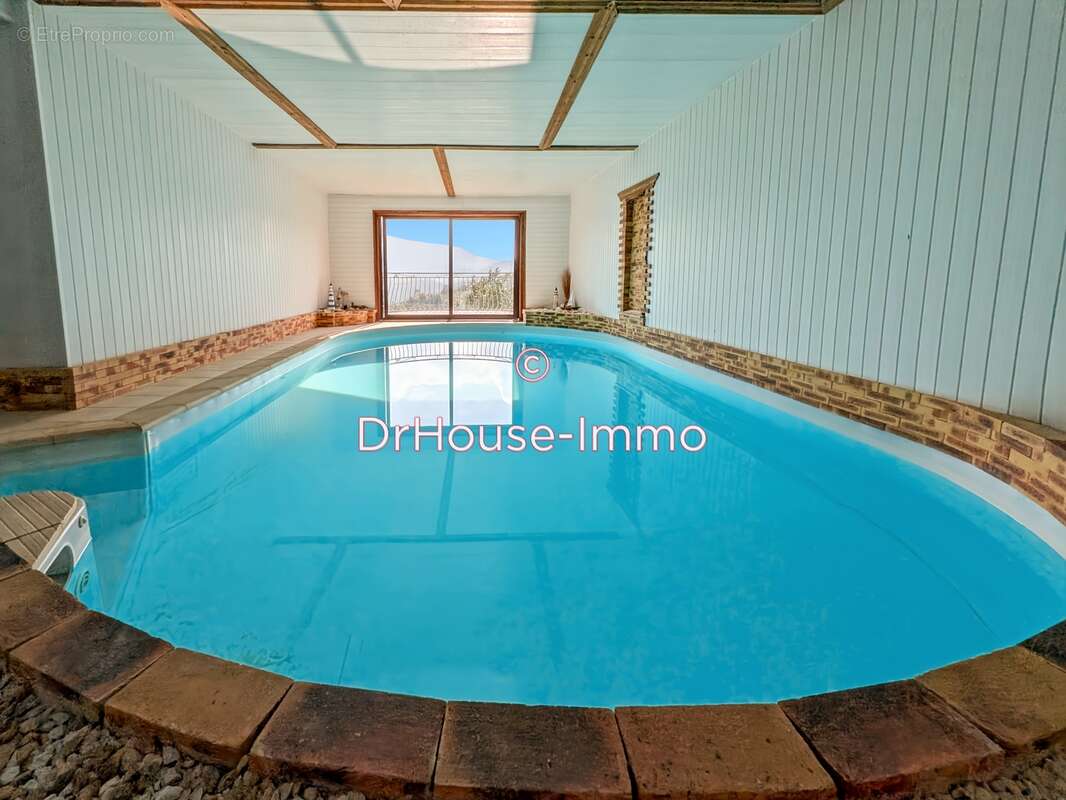 Maison à VAUX-EN-BEAUJOLAIS