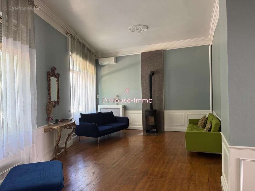 Maison 266 m² à Perigueux  - photo 3