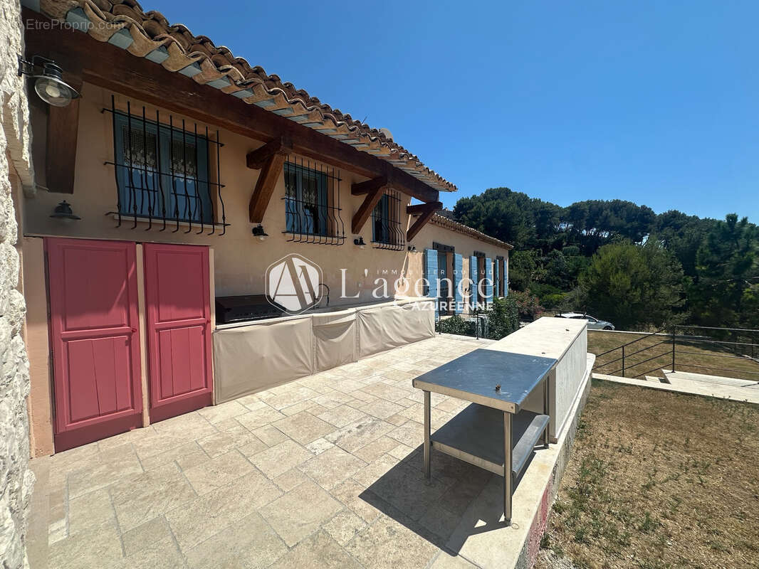 Maison à COLOMARS