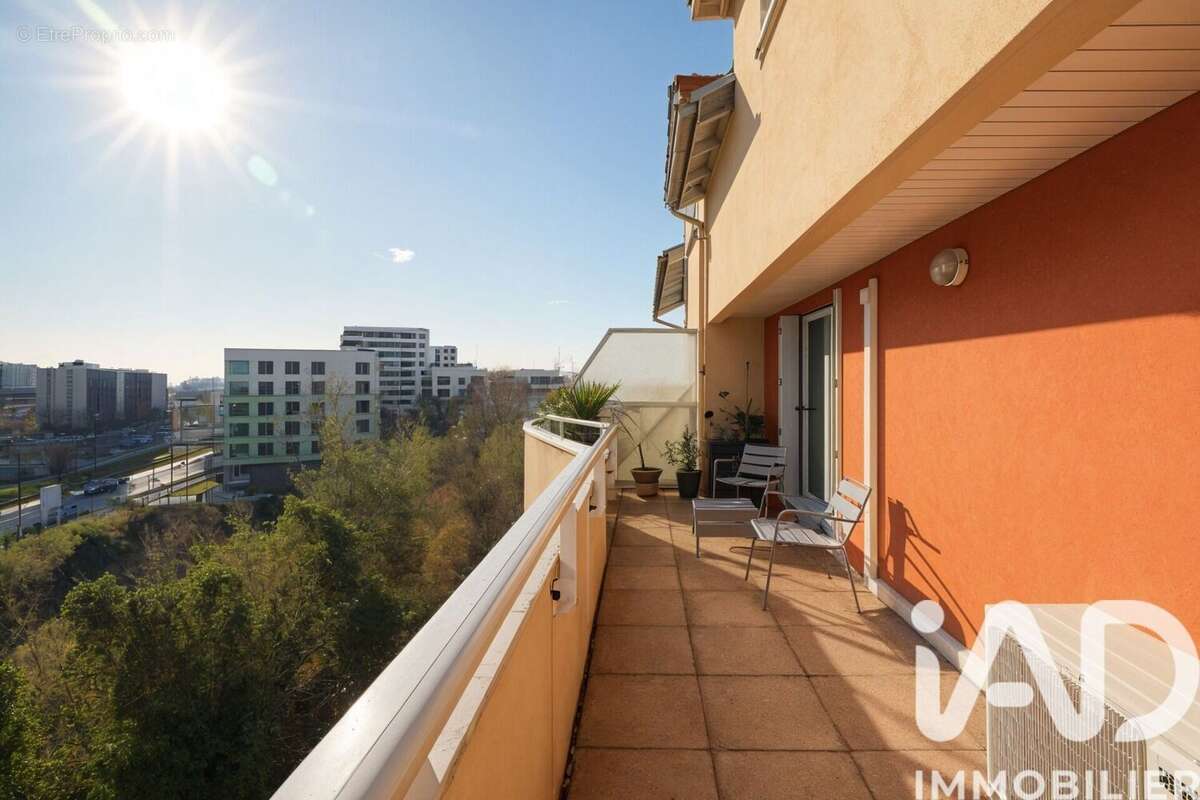 Photo 2 - Appartement à LE PONT-DE-CLAIX