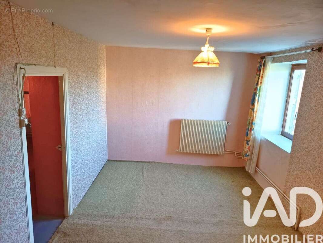 Photo 7 - Maison à SAINT-SYMPHORIEN-DE-LAY