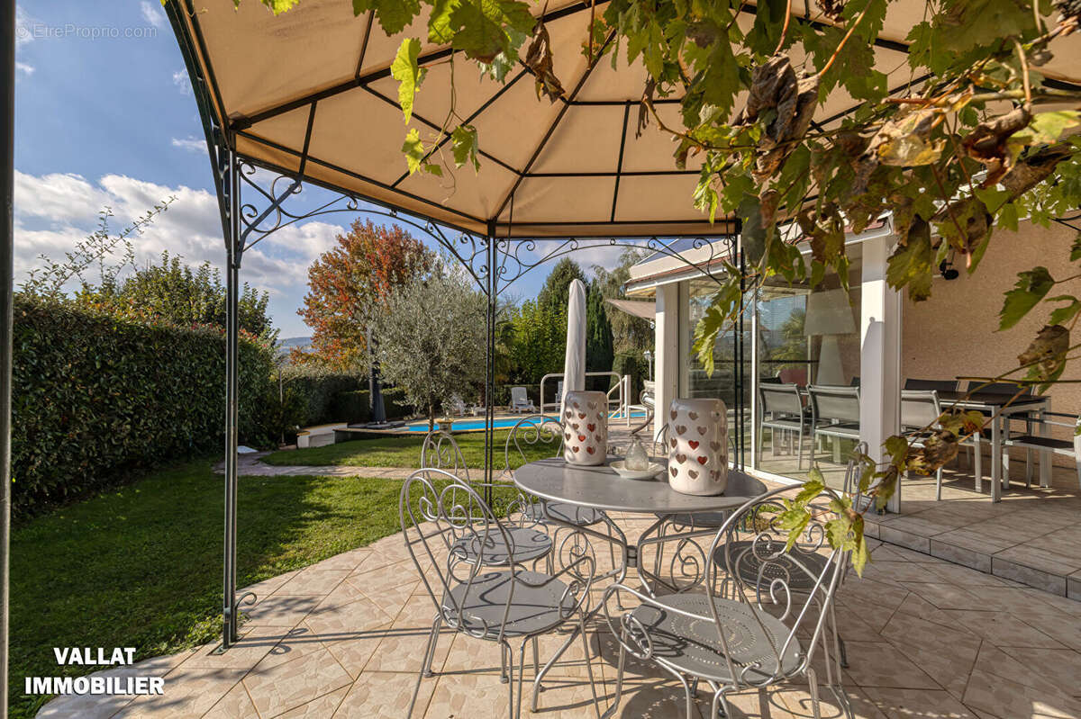 Maison à SAINT-MARTIN-BELLEVUE