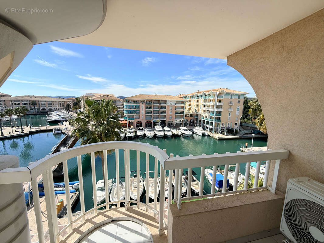 Appartement à FREJUS