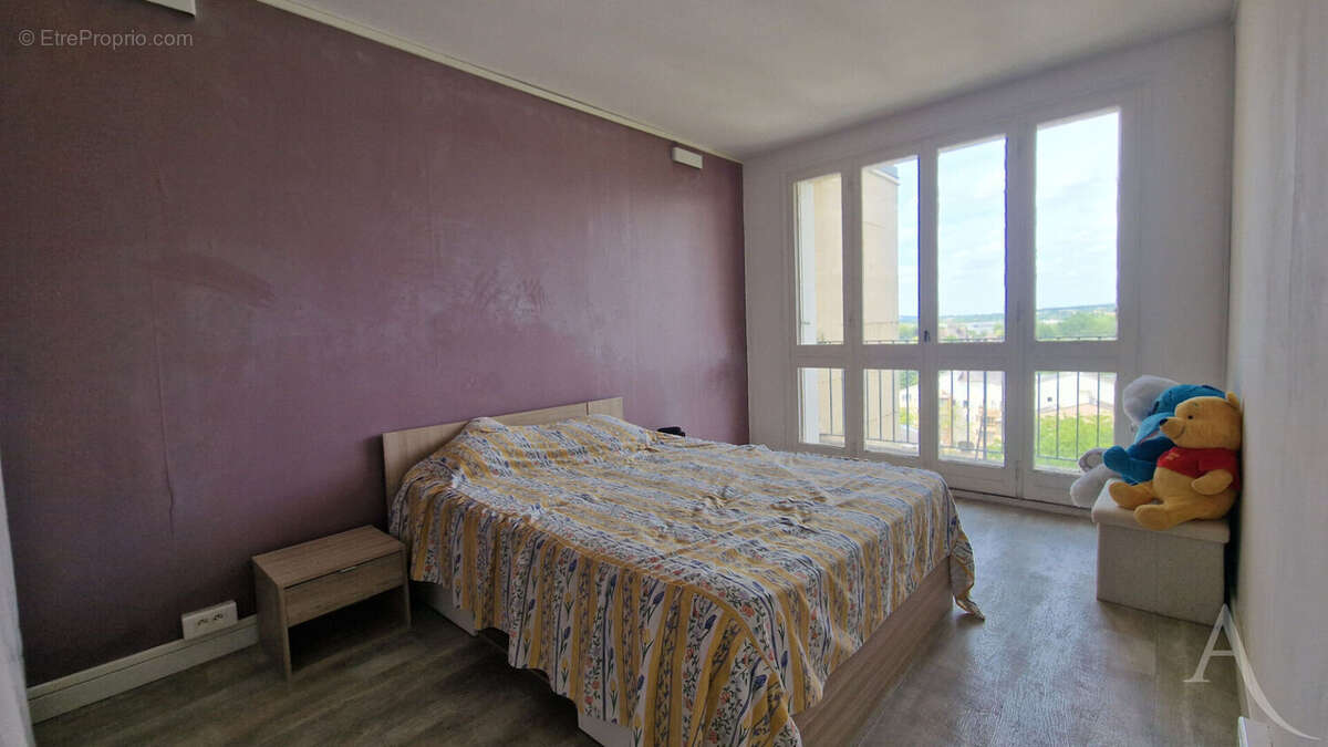 Appartement Mantes La Jolie 4 pièces 2 chambres avec parking et cave - photo 4