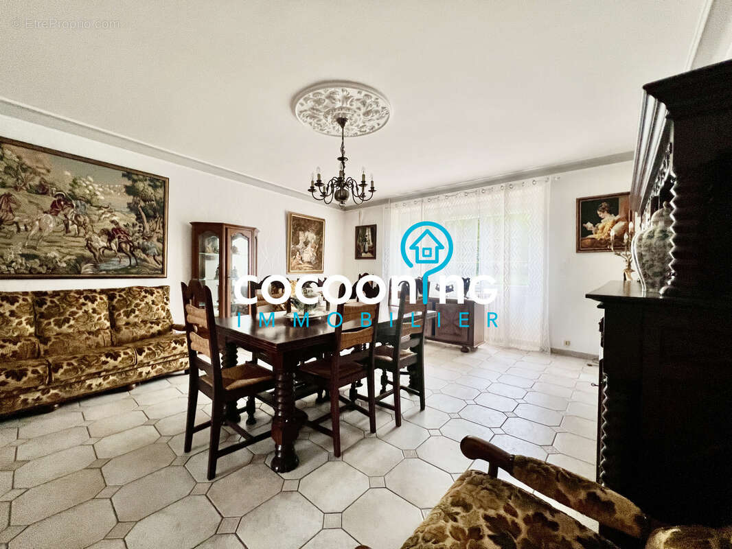 Belle maison familiale avec grand jardin et dépendances - photo 2