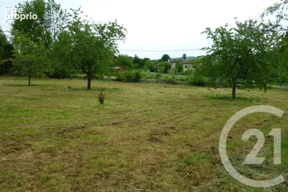 Terrain 1901 m² à Laffite-Toupiere  - photo 1