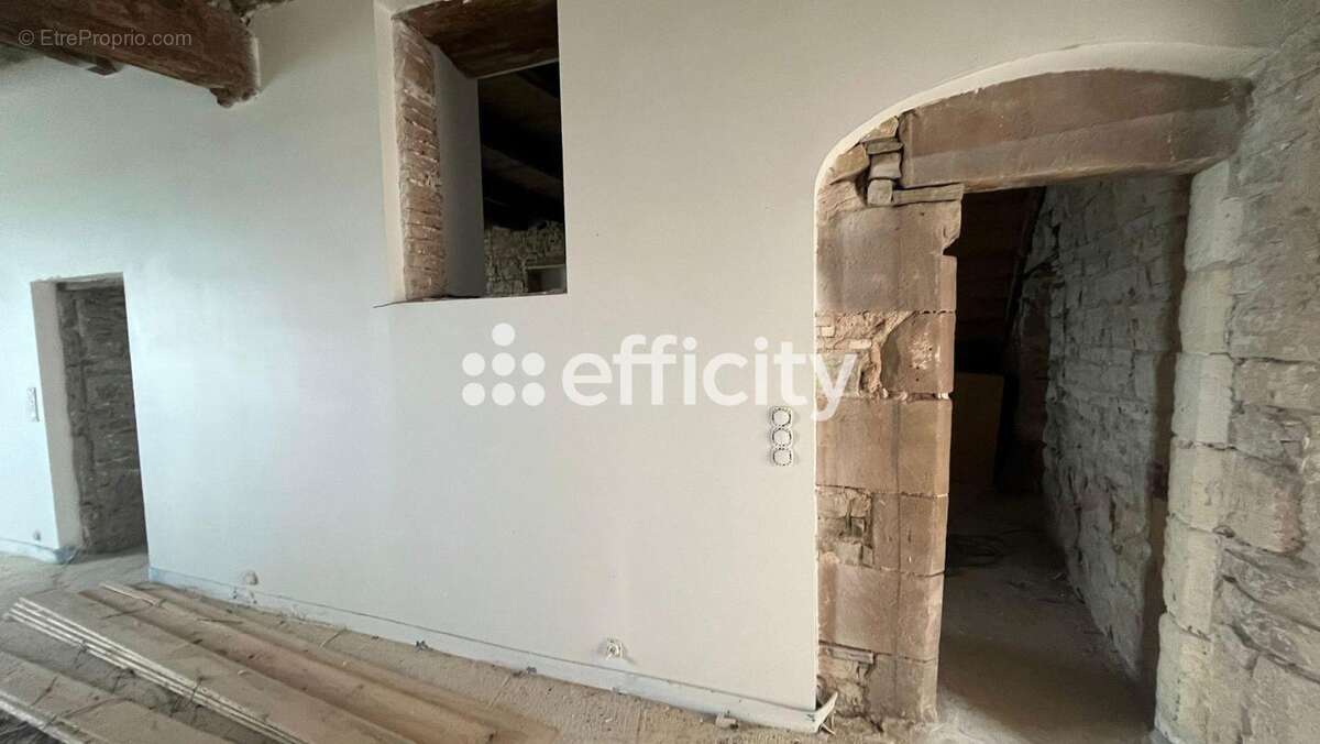 Appartement 1300 m² à Cordes-Sur-Ciel  - photo 8