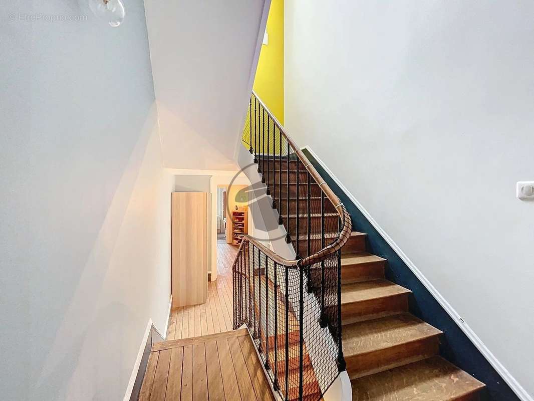 Maison à SAINT-QUENTIN