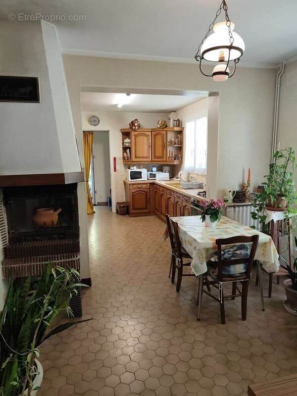 Maison à L'ISLE-D'ESPAGNAC