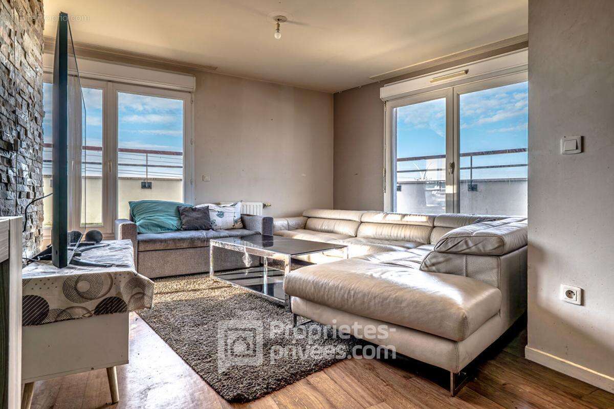 Appartement à LIMEIL-BREVANNES