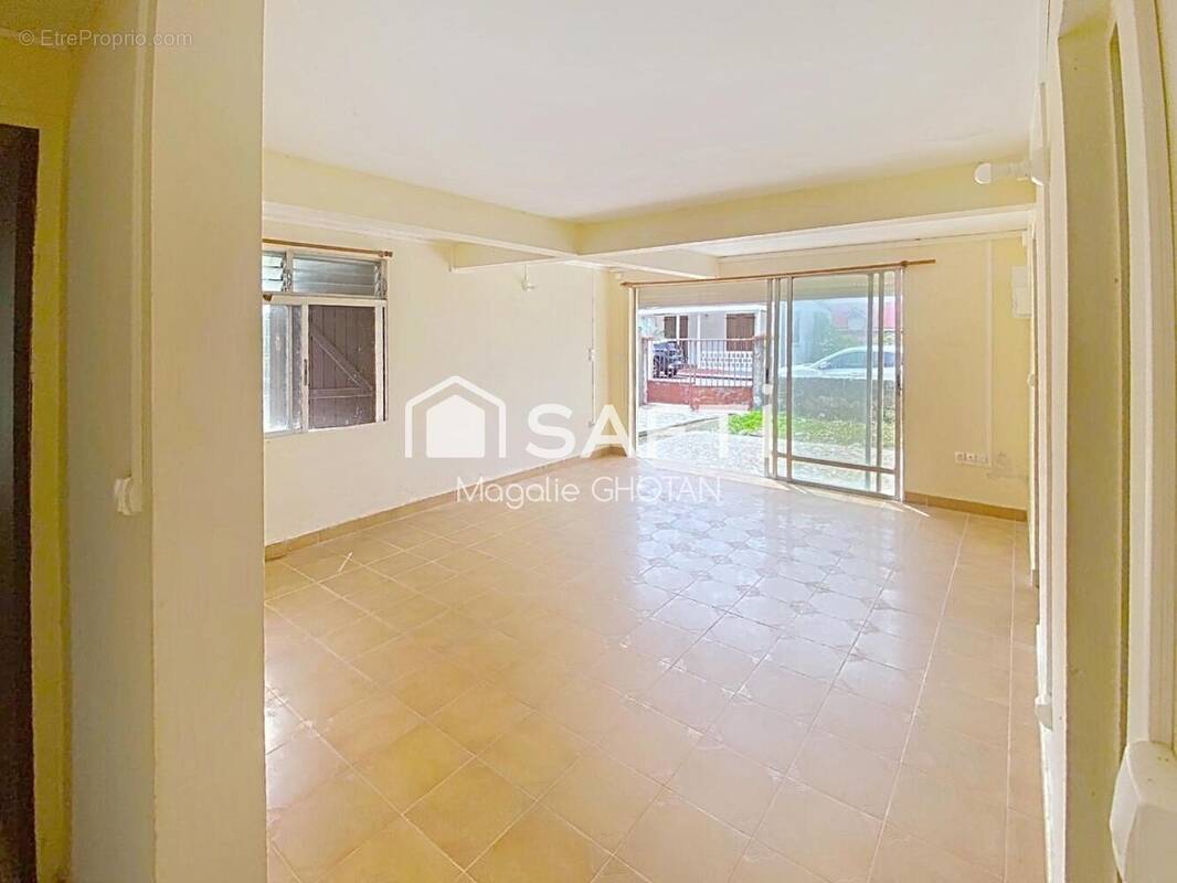 Photo 1 - Maison à CAPESTERRE-DE-MARIE-GALANTE