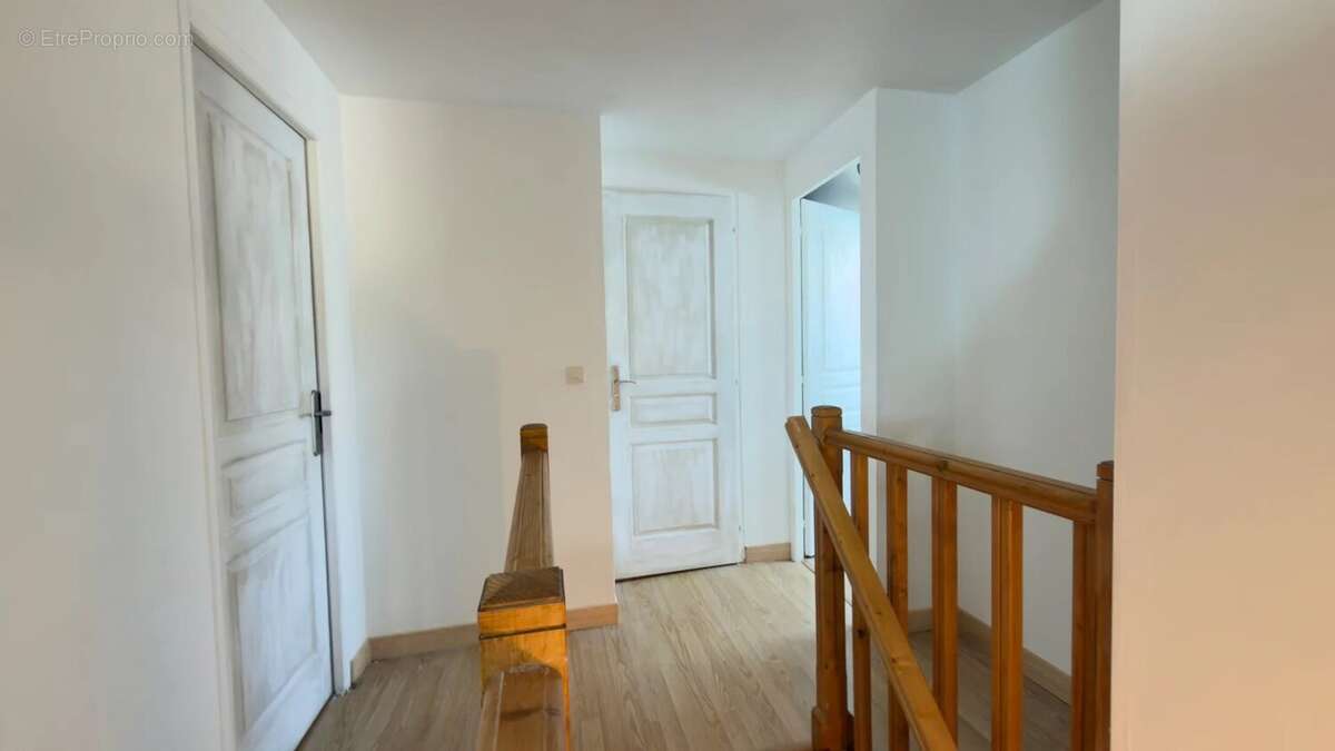 Maison à SAINT-PARRES-AUX-TERTRES