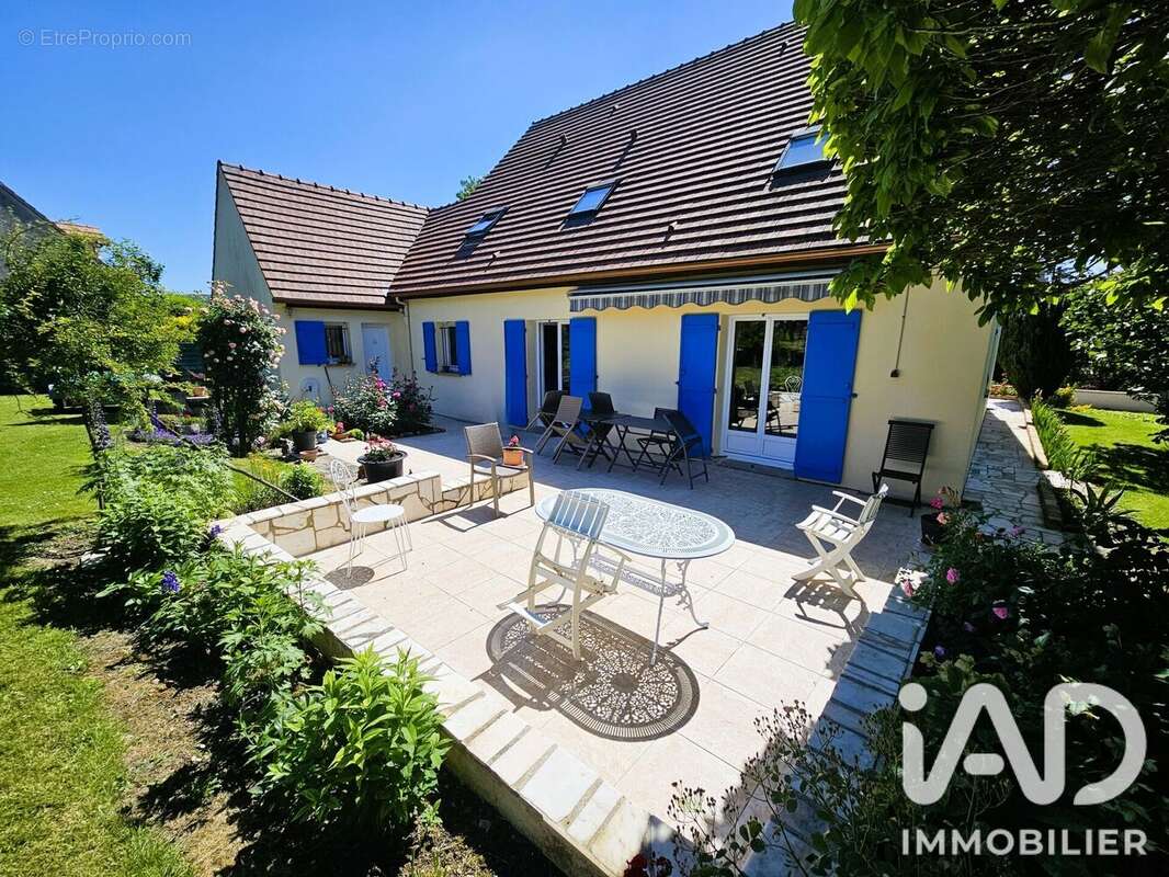 Maison 189 m² à Mont-Saint-Pere  - photo 2