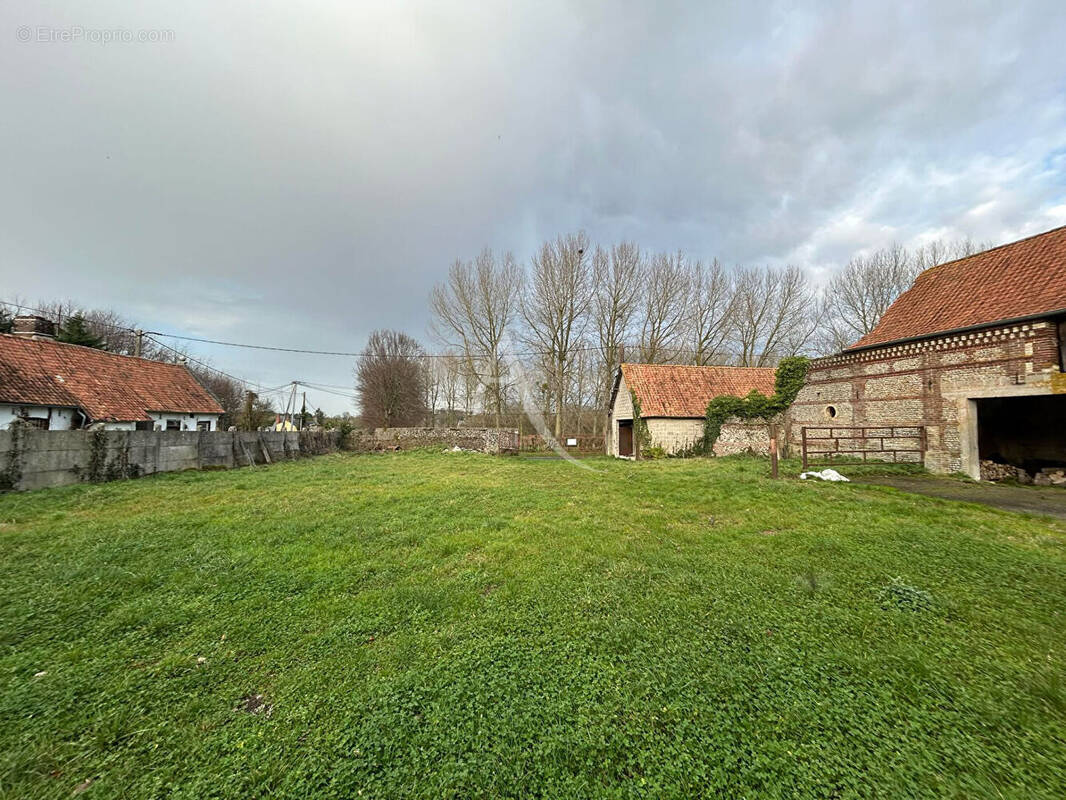 Maison à BERNAY-EN-PONTHIEU
