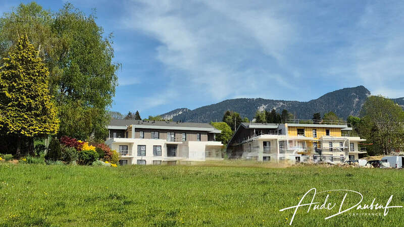 Les Ollières - Appartement T4 de 82 m2 avec terrasse de 11 m2, vue sur campagne - photo 1