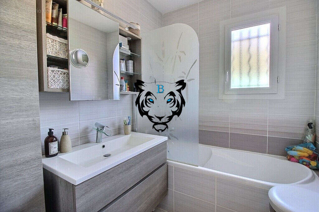 Maison à MONTAUROUX