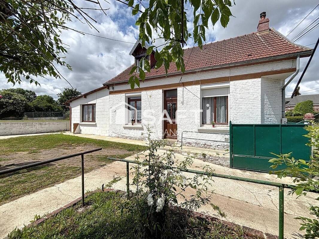 Photo 1 - Maison à ROISEL