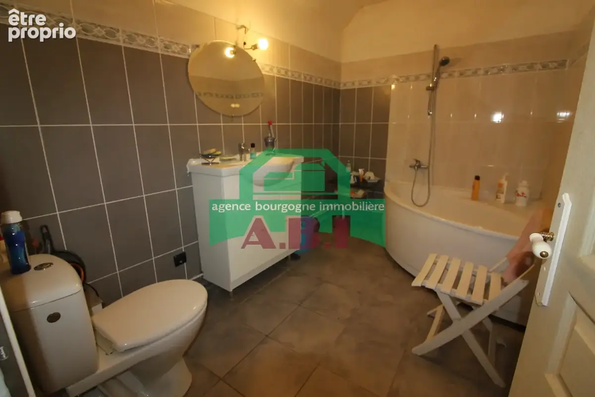 58, 7-8 mns Clamecy - Grande Maison familiale habitable de suite  - 6 chambres sur 4642m2 de terrain. - photo 14