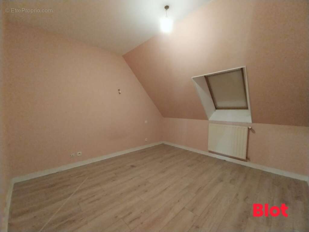 Maison à BAIN-DE-BRETAGNE