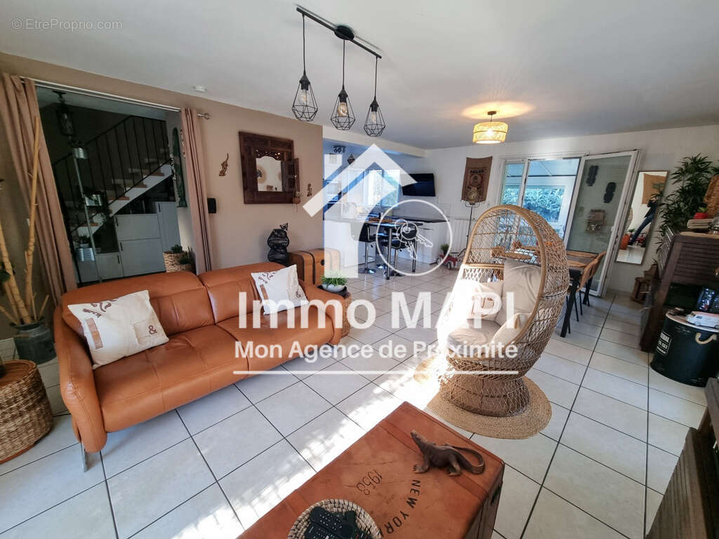 Maison à VILLENEUVE-LES-MAGUELONE