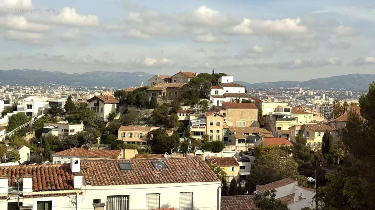 Maison à MARSEILLE-7E