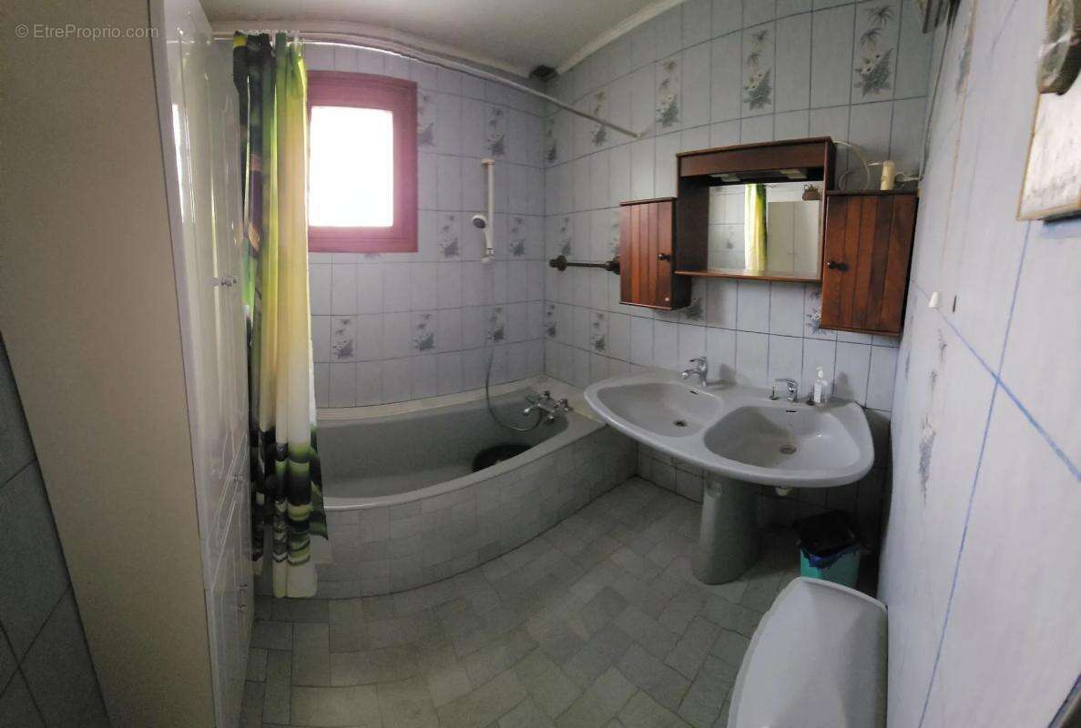 Maison à LONGPERRIER