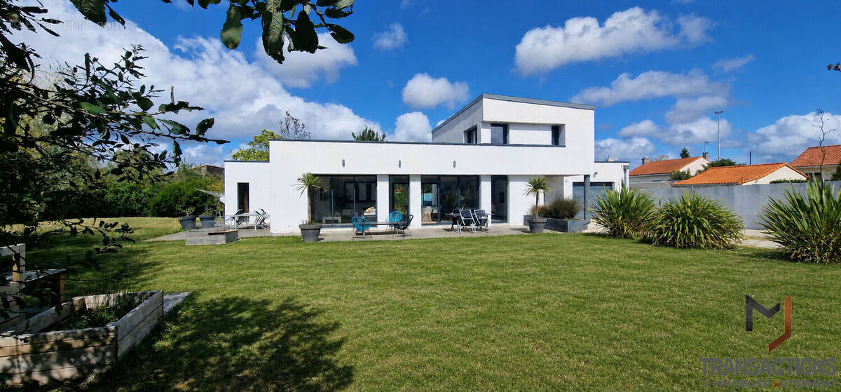 Maison à SAINTE-PAZANNE