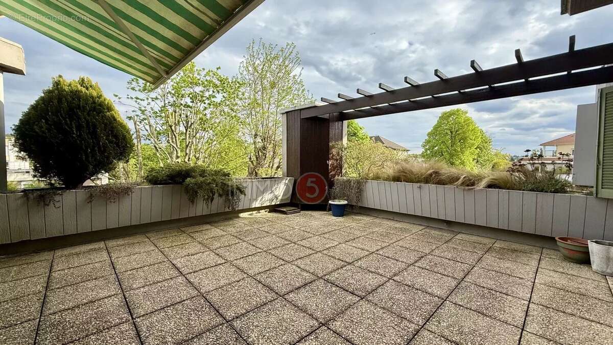 Appartement à LIVRY-GARGAN