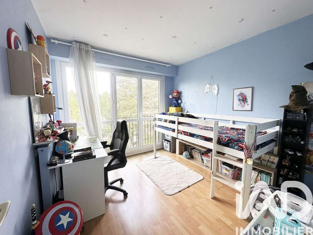Appartement 78 m² à Chennevieres-Sur-Marne  - photo 8