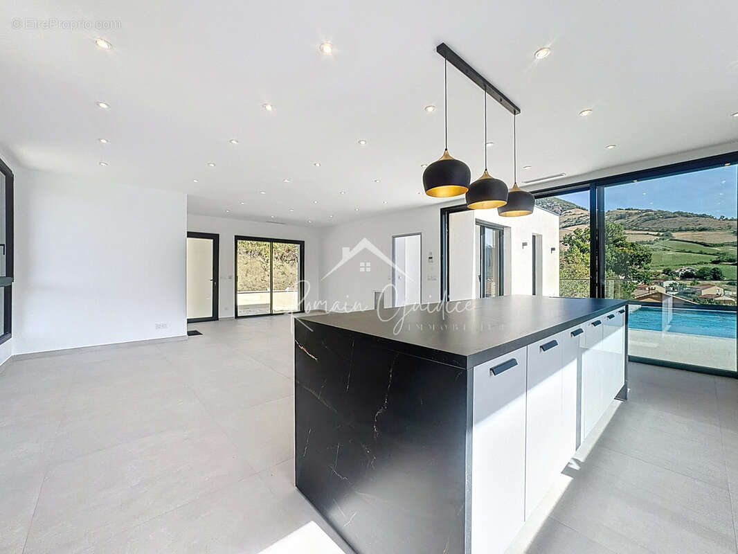 Villa de prestige neuve de 124 m2 - photo 8